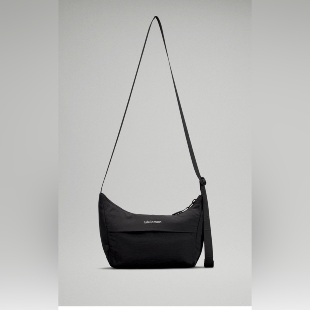 Lululemon sling crossbody bag